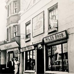 Miles Bros George Street c1960